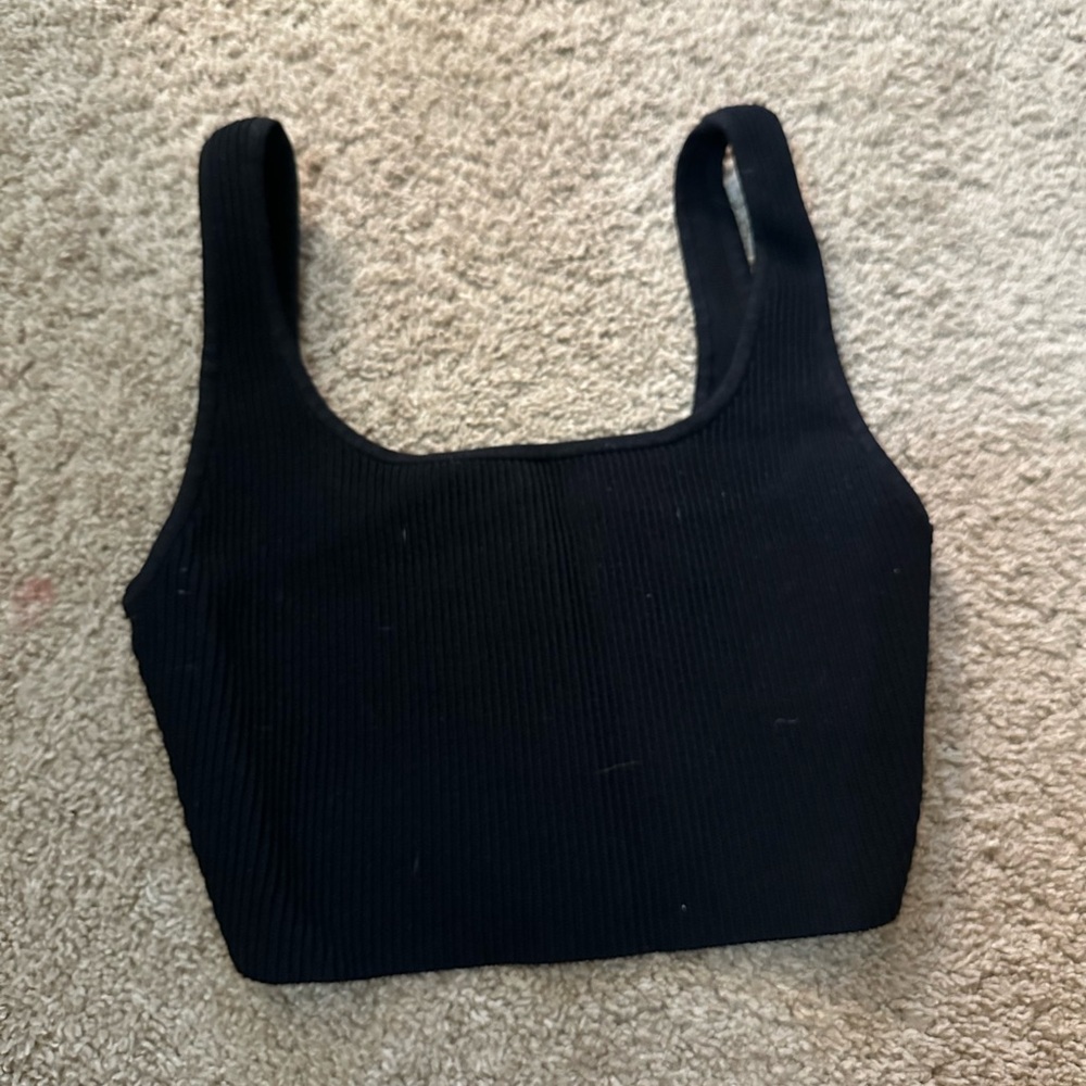 Babaton Black Ribbed Square Crop Tank